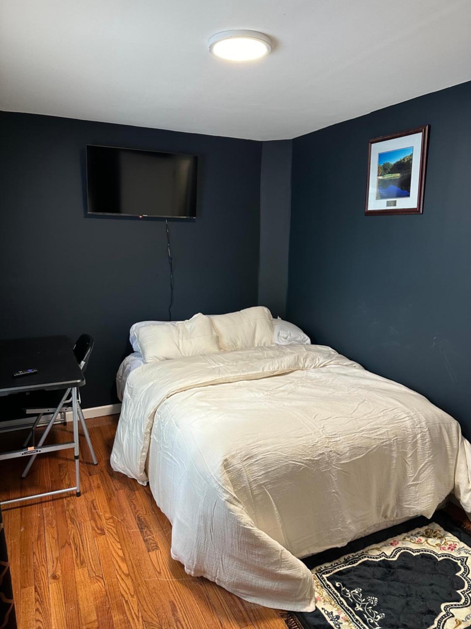 Fidelia Crystal Room, Queen Bed Minutes From Newark Liberty International Airport And Newark Penn Station Ирвингтон Экстерьер фото